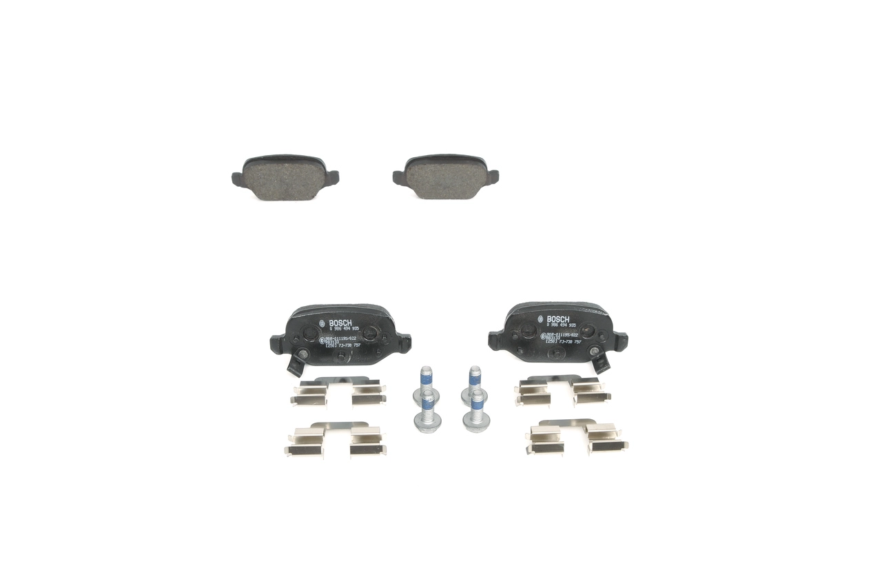 Колодки тормозные дисковые /комплект 4 шт BOSCH 0986494935