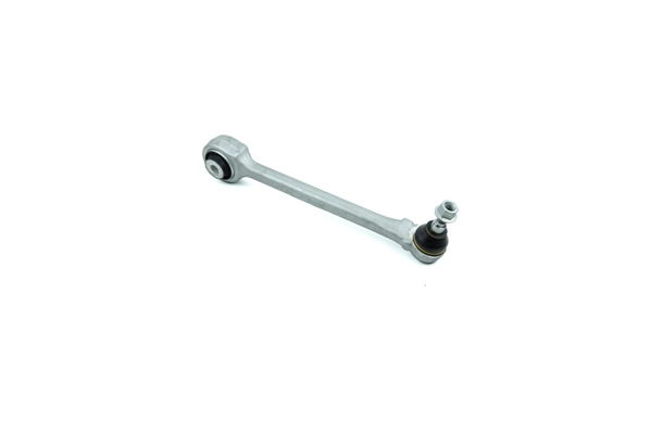 Рычаг передний нижний