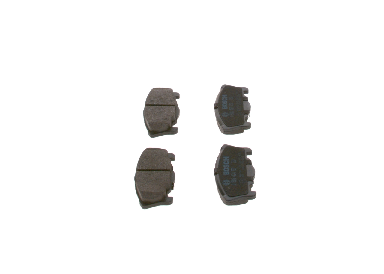 Колодки тормозные дисковые BOSCH 0986424737