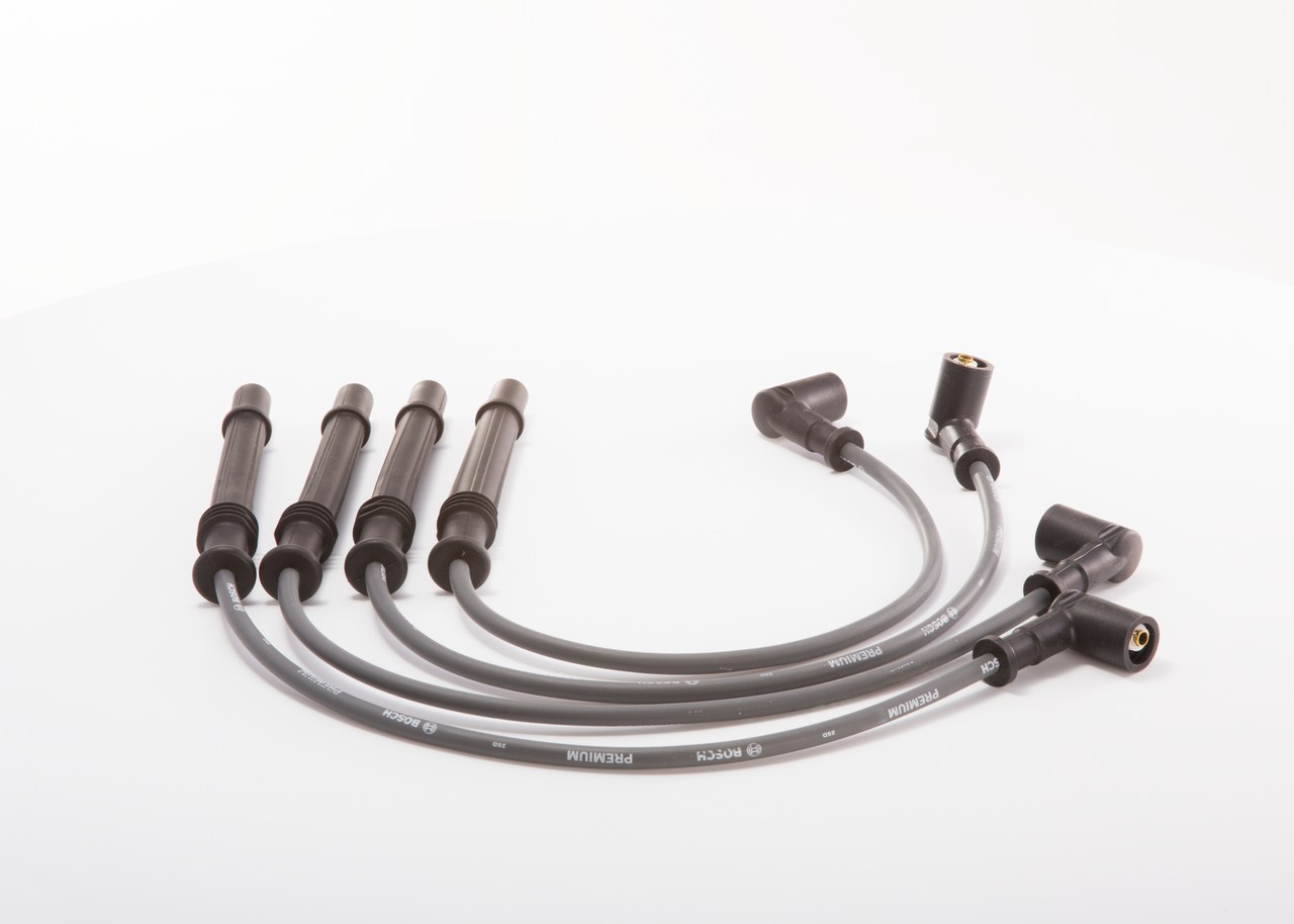 Комплект проводов зажигания BOSCH F 000 99C 602