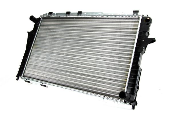 Радиатор охлаждение двигателя THERMOTEC D7A015TT