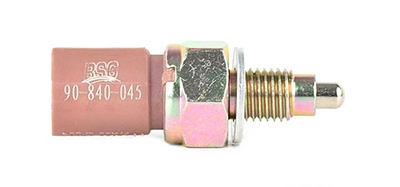 Выключатель фара заднего хода BSG BSG 90-840-045