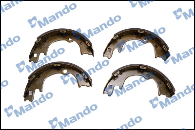 Комплект тормозных колодок MANDO MLH18