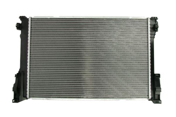 Радиатор охлаждение двигателя THERMOTEC D7M045TT