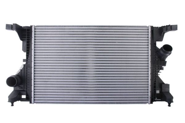 Интеркулер THERMOTEC DAM038TT