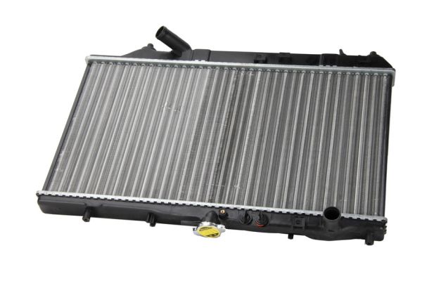 Радиатор охлаждение двигателя THERMOTEC D73005TT