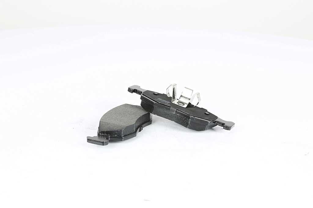 Комплект тормозных колодок дисковый тормоз BSG BSG 25-200-013