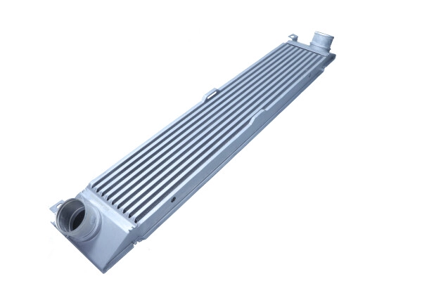 Интеркулер MAXGEAR AC652866