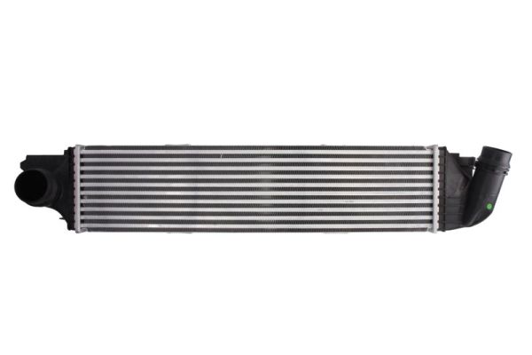 Интеркулер THERMOTEC DAX018TT