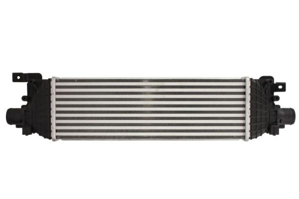 Интеркулер THERMOTEC DAG022TT