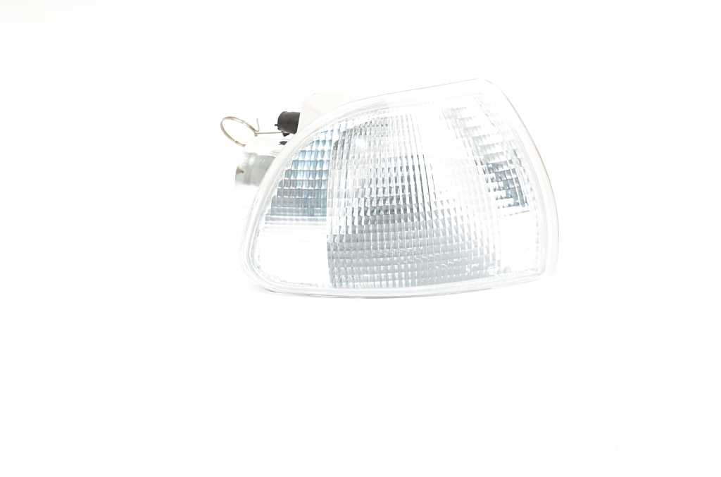 Фонарь указателя поворота BSG BSG 25-805-015