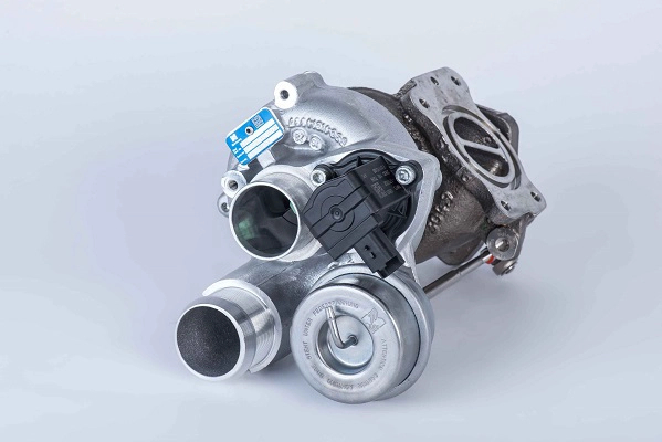 Компрессор наддув k03 BORGWARNER 53039880163