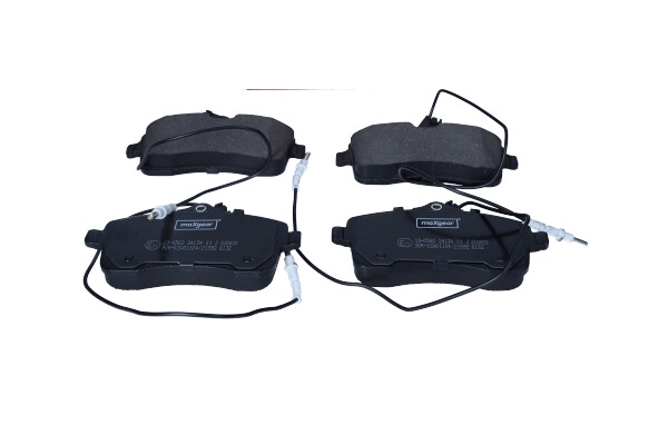 Комплект тормозных колодок дисковый тормоз MAXGEAR 19-0560