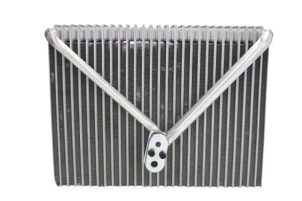 Испаритель кондиционер THERMOTEC KTT150036
