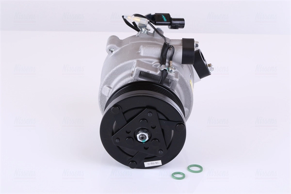 Компрессор кондиционер NISSENS 890666