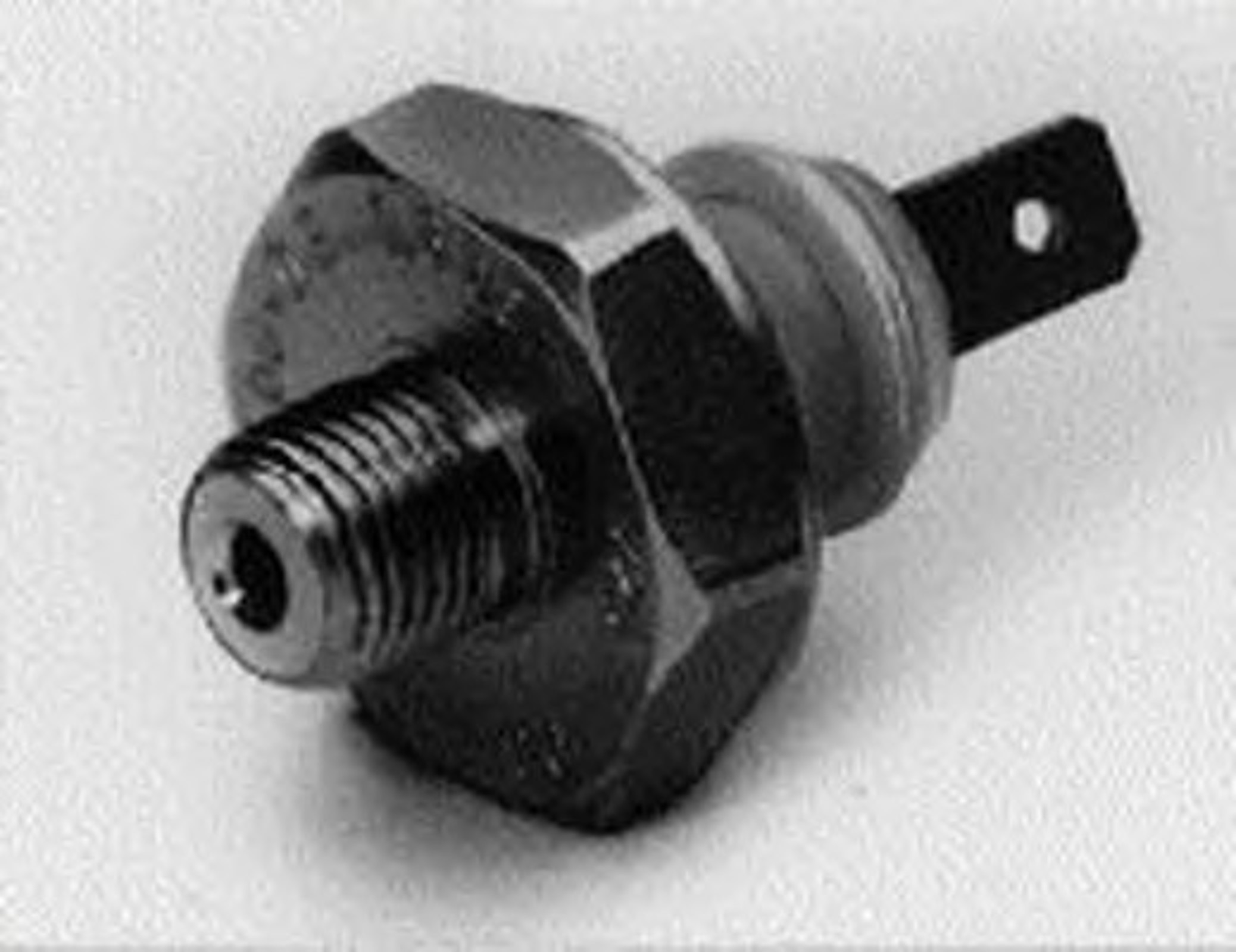 Датчик давления масла BOSCH 0344101046
