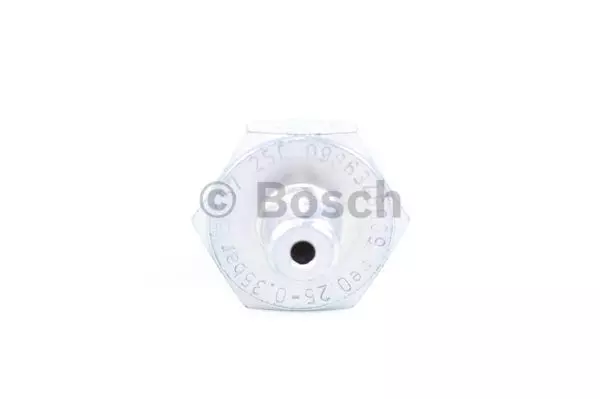 0986345009 BOSCH Датчик давления масла