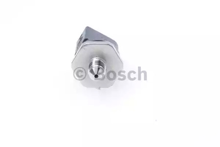 Фото 3 0 261 545 059 BOSCH Датчик, давление подачи топлива