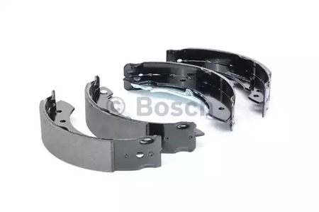 0 986 487 585 BOSCH Колодки тормозные барабанные