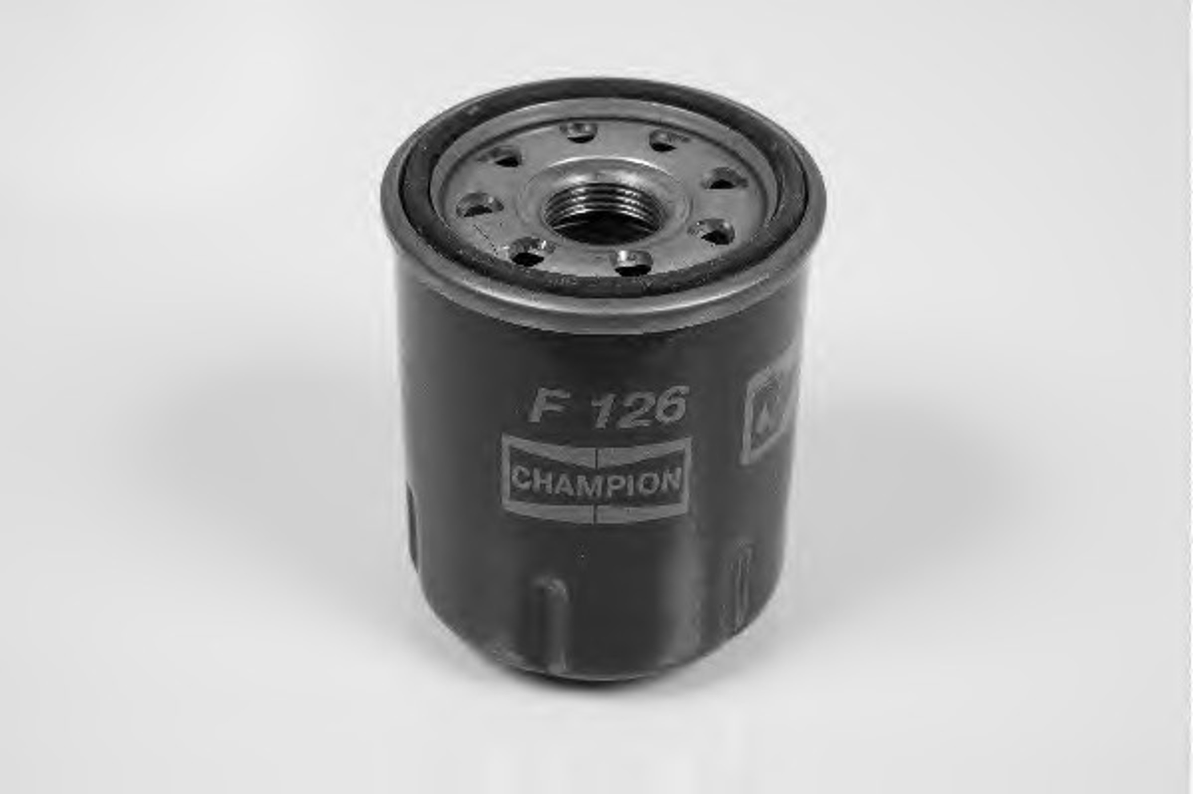 F126/606 CHAMPION Фильтр масляный