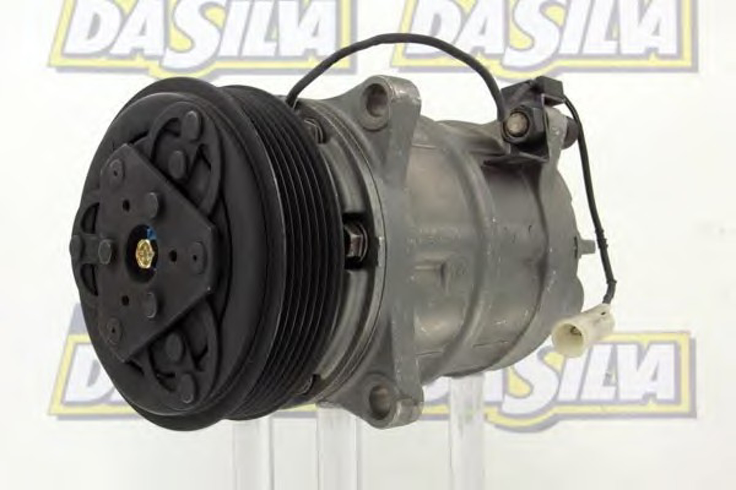 Компрессор кондиционера DA SILVA FC3183