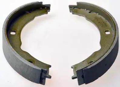 Тормозные колодки задние (барабанные)