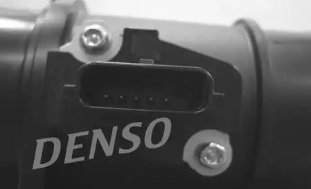 Расходомер воздуха DENSO DMA-0215