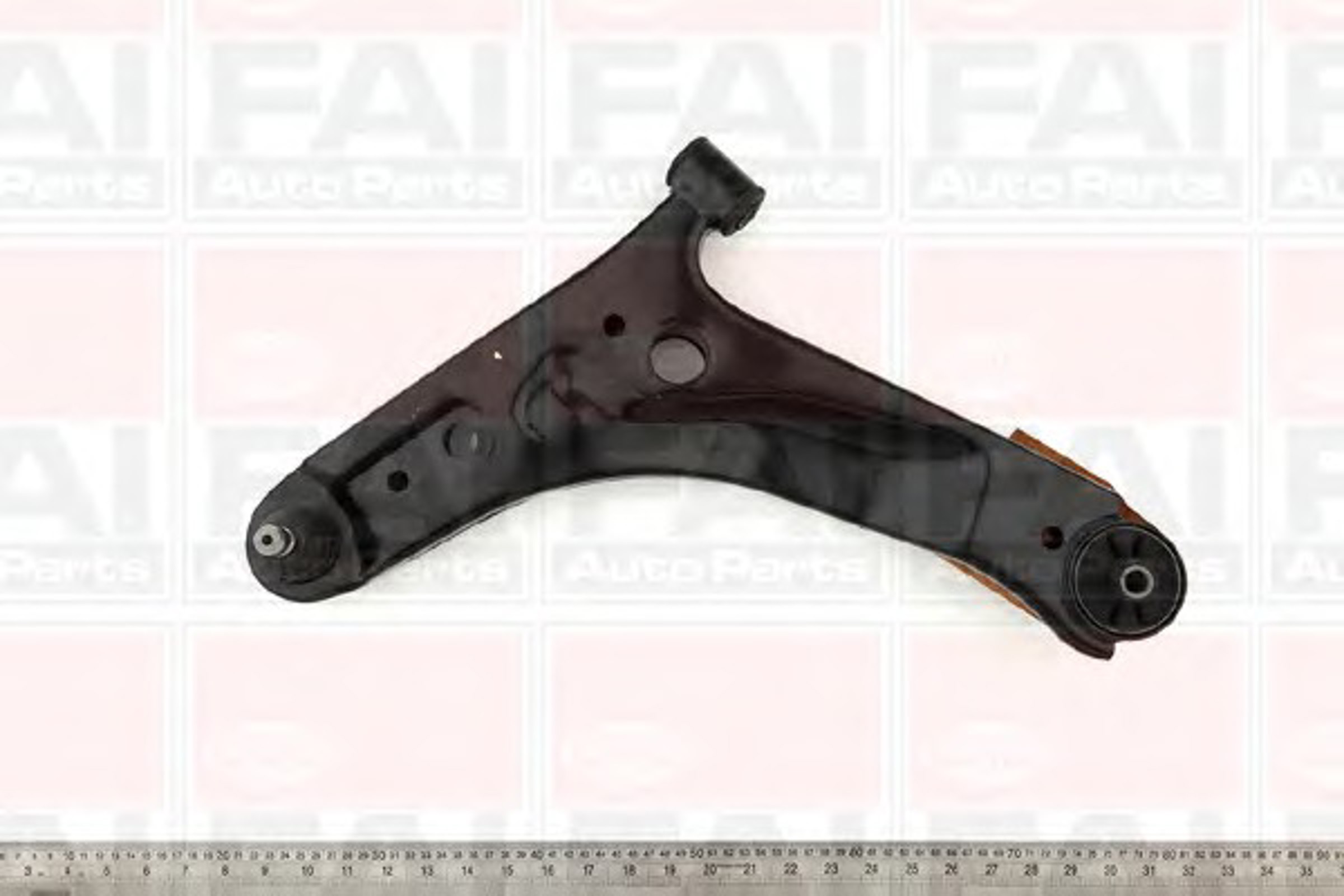 Рычаг подвески FAI AUTOPARTS SS5824
