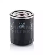 Масляный фильтр MANN-FILTER W 7052