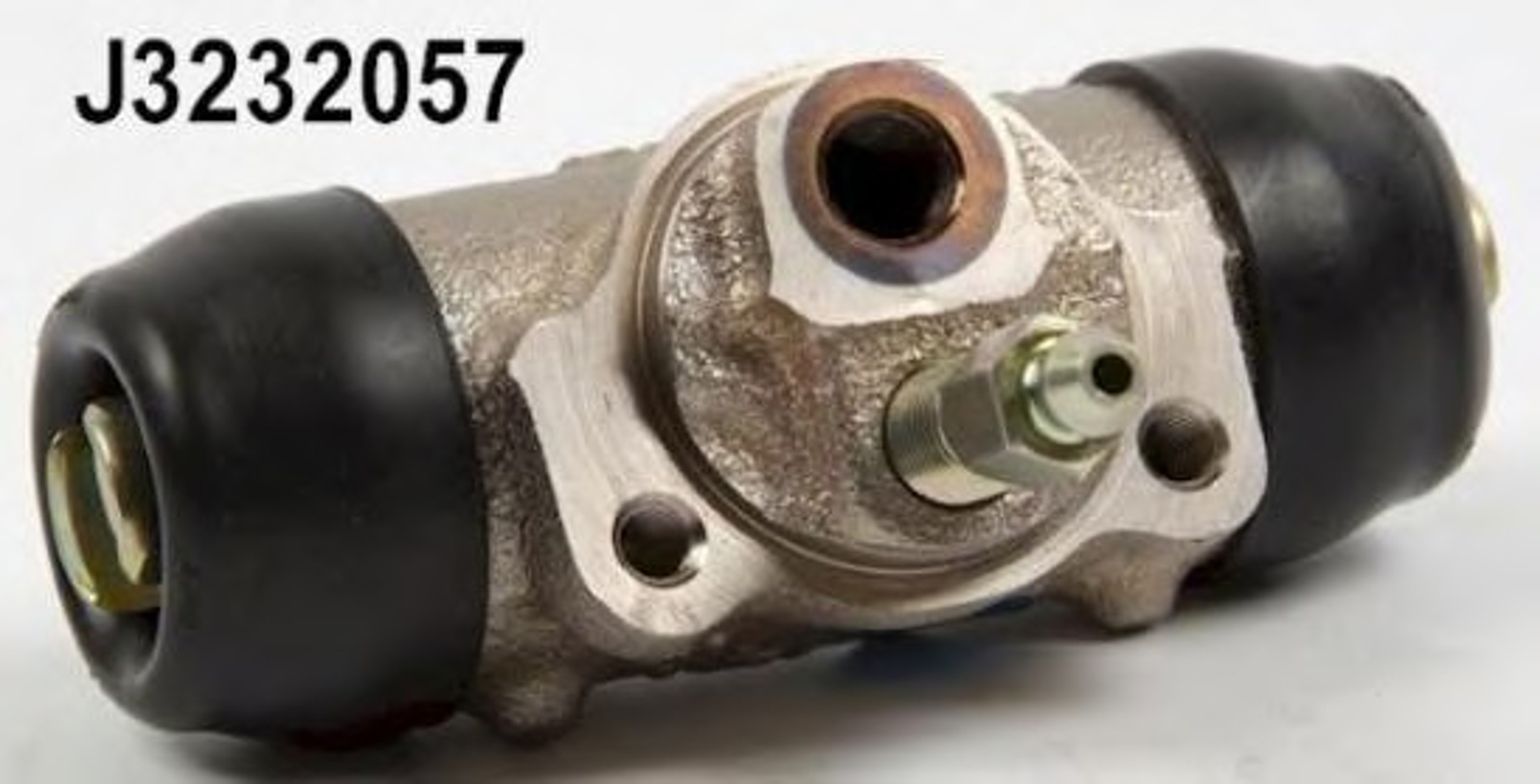 Цилиндр тормозной рабочий NIPPARTS J3232057