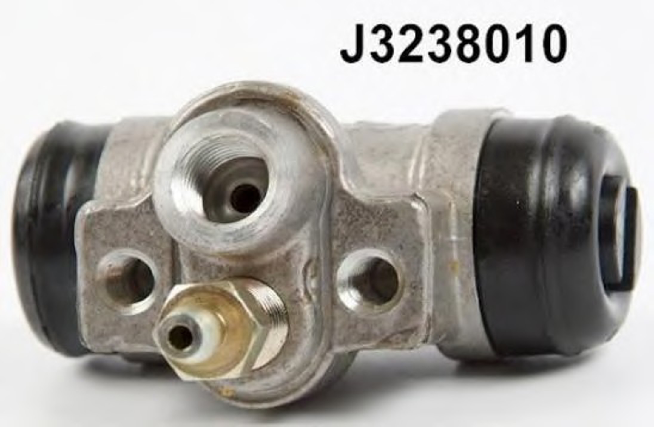 Колесный тормозной цилиндр NIPPARTS J3238010