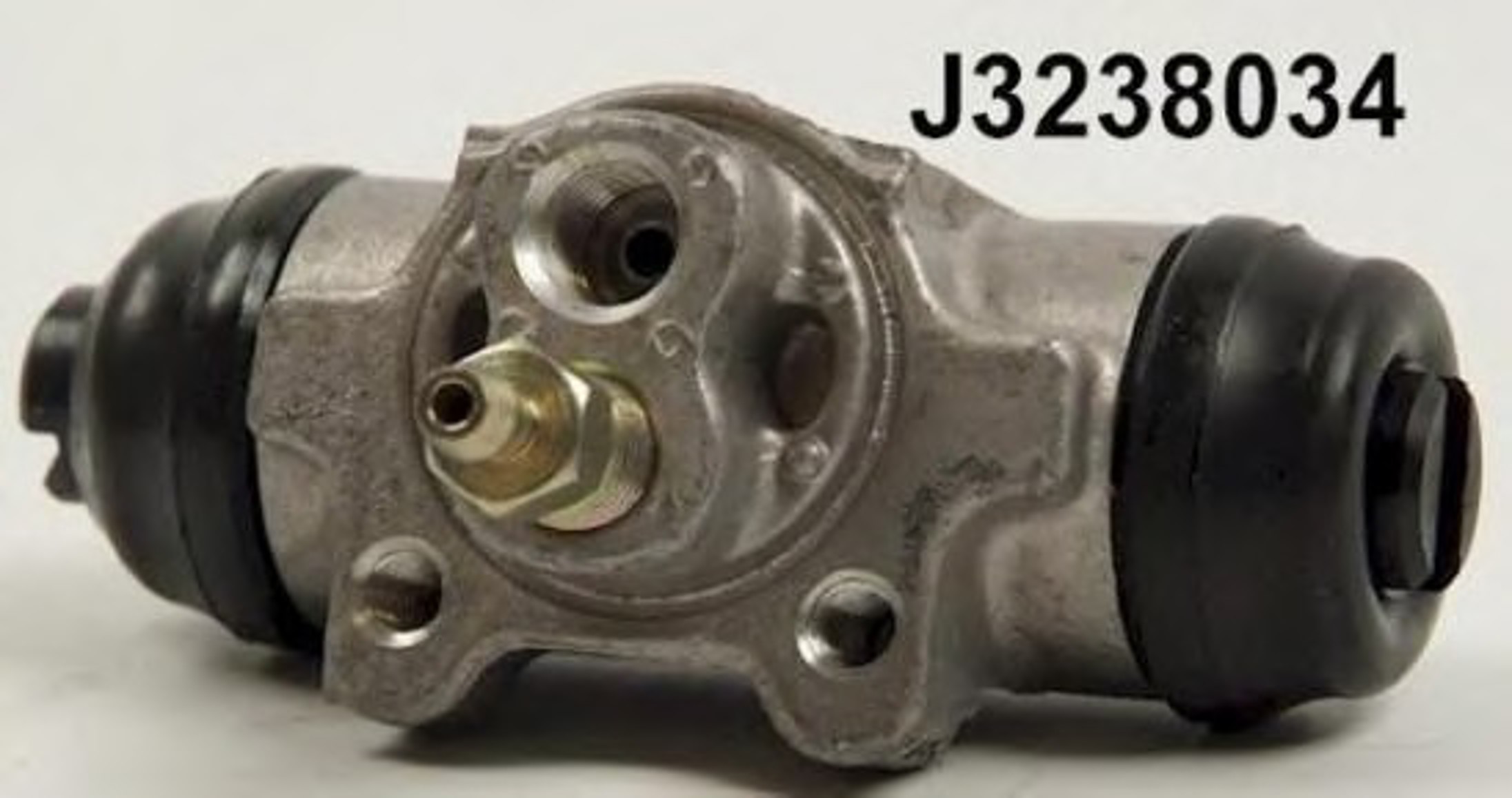 Колесный тормозной цилиндр NIPPARTS J3238034