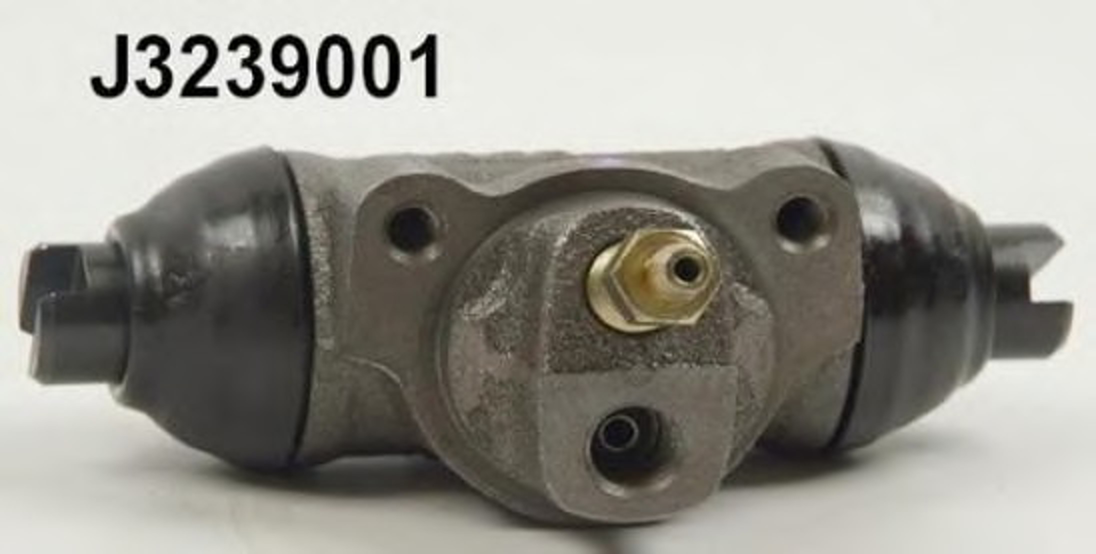 Цилиндр тормозной рабочий NIPPARTS J3239001