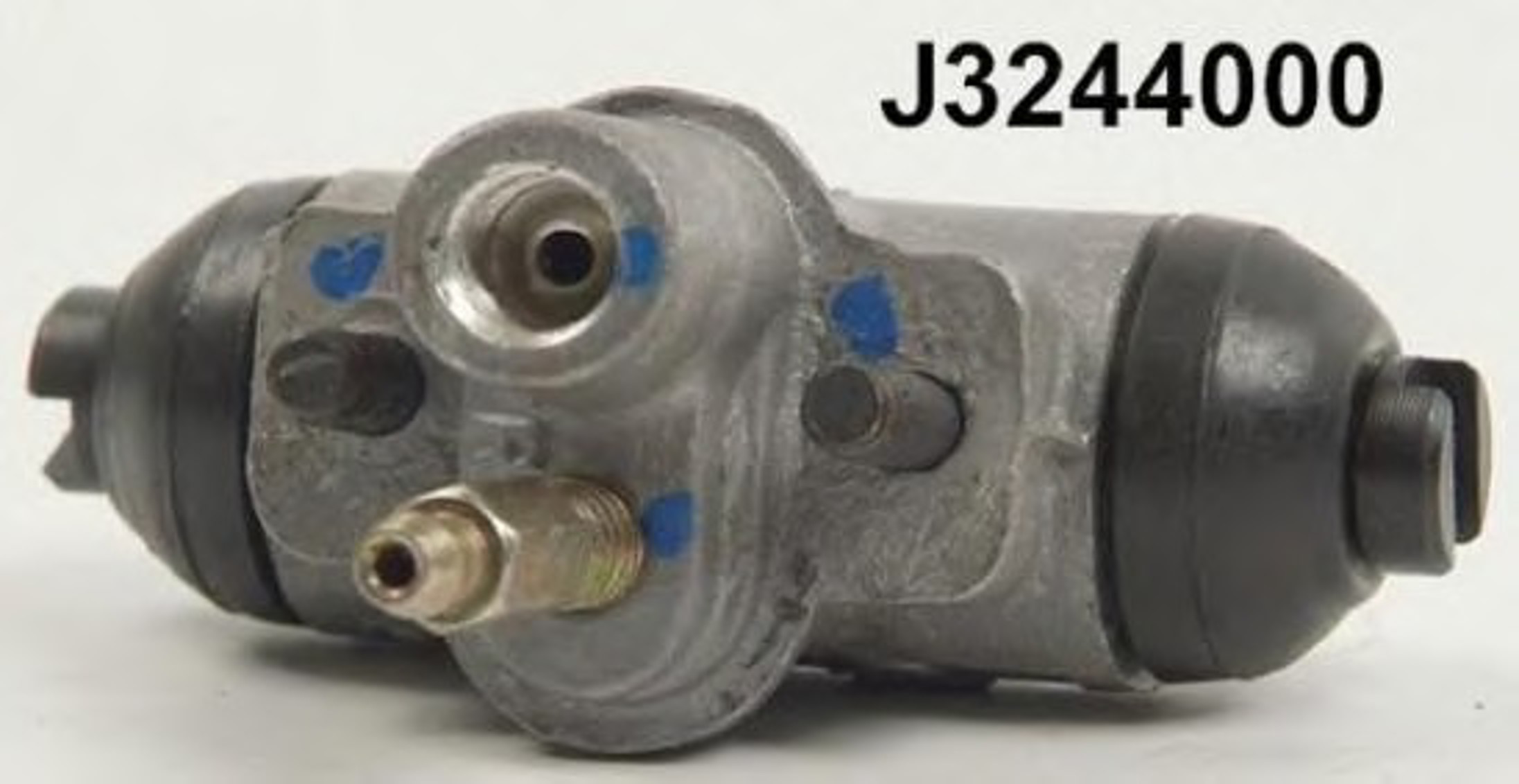Цилиндр тормозной рабочий NIPPARTS J3244000