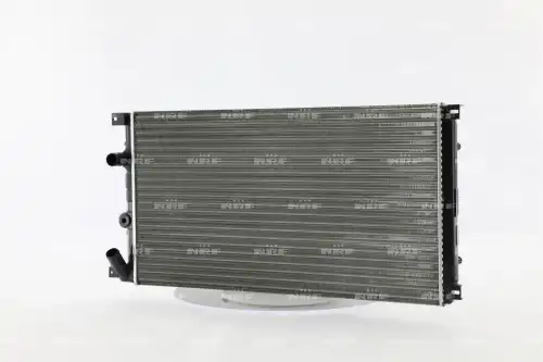 Радиатор системы охлаждения renault master 2.5d 98- NRF 55350A