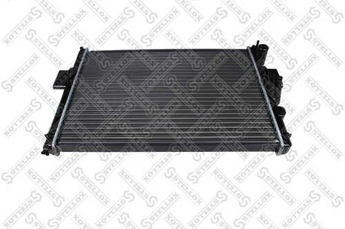 Радиатор охлаждения двигателя STELLOX 81-03380-SX