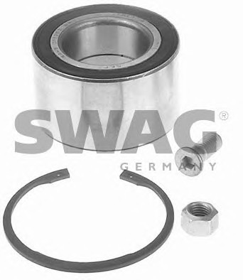 Комплект подшипника ступицы колеса SWAG 30905847