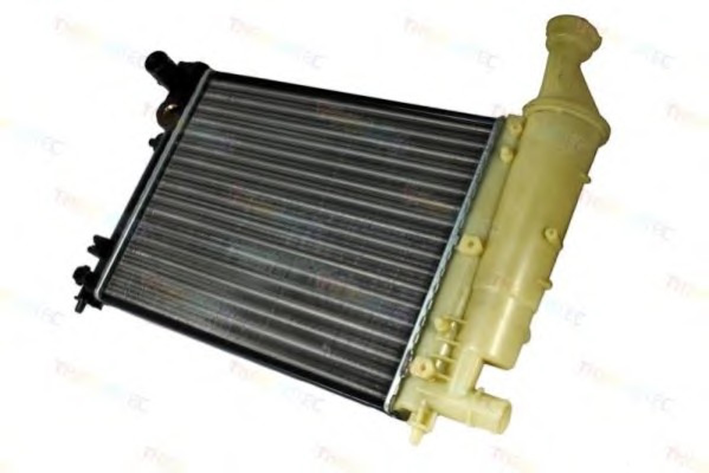 Радиатор системы охлаждения THERMOTEC D7C002TT