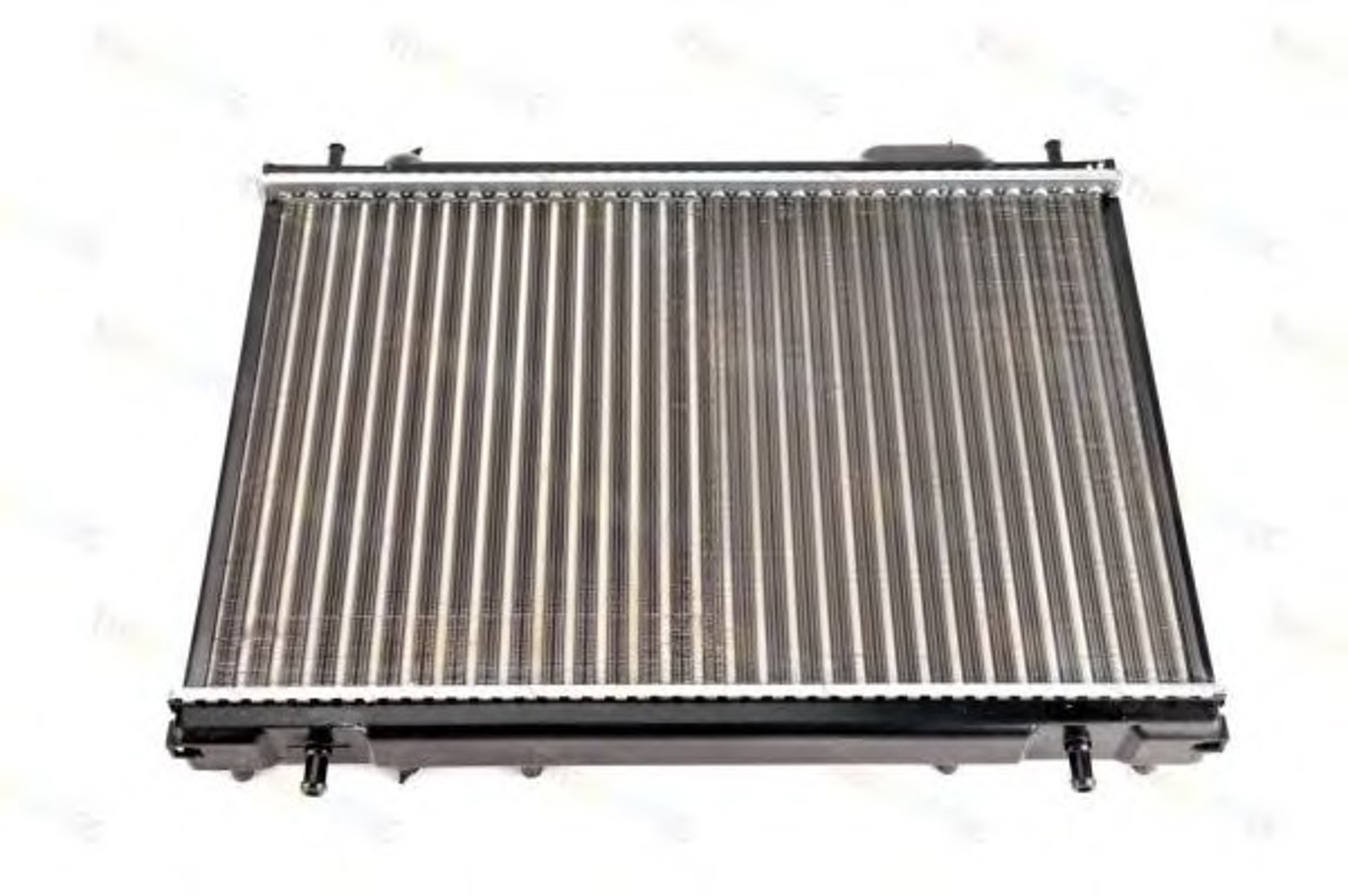 Радиатор системы охлаждения THERMOTEC D7F035TT
